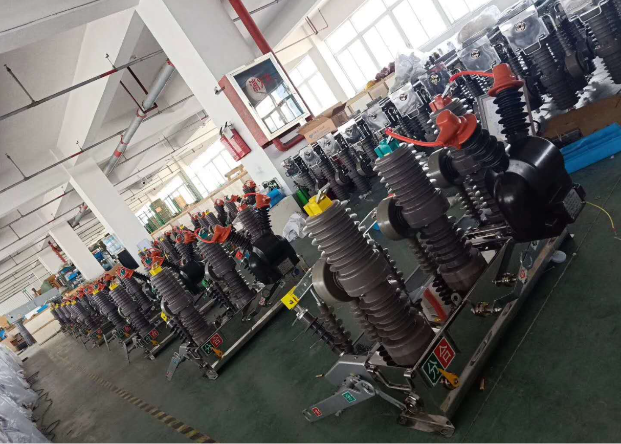 10KV開關(guān)ZW32-12F高壓斷路器廠家